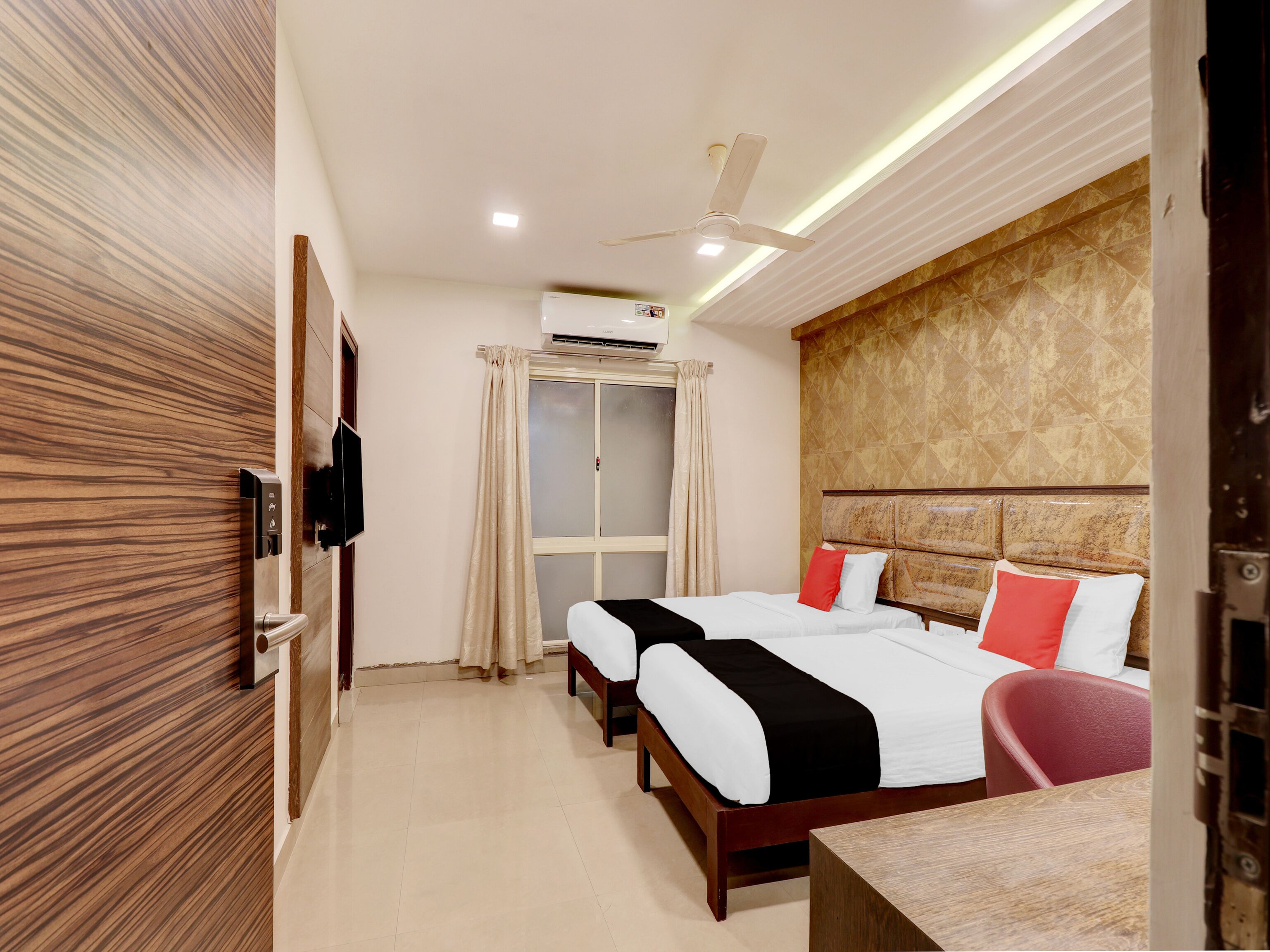 Double or Twin Room | Free WiFi