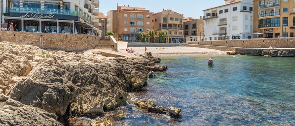 Exterior - Odri: Villa with private pool located in a very quiet area (L'Escala)