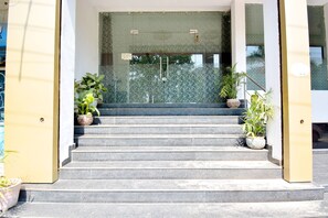 Entrada de la propiedad