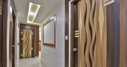 OYO 35508 Dev Palace