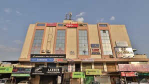 Exterior - OYO 35508 Dev Palace (Ahmedabad)