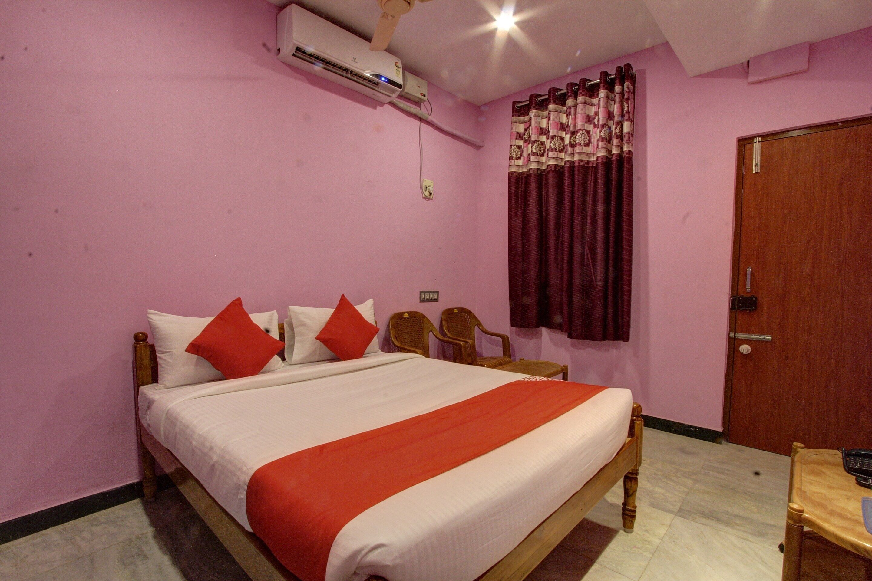 double or twin room | free wifi, bed sheets
