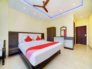 Double or Twin Room | Free WiFi