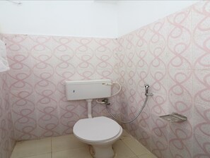 Double or Twin Room | Bathroom