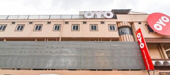 OYO Flagship 36422 Hotel Maruthi