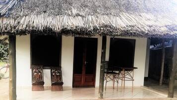 Mặt tiền nơi lưu trú