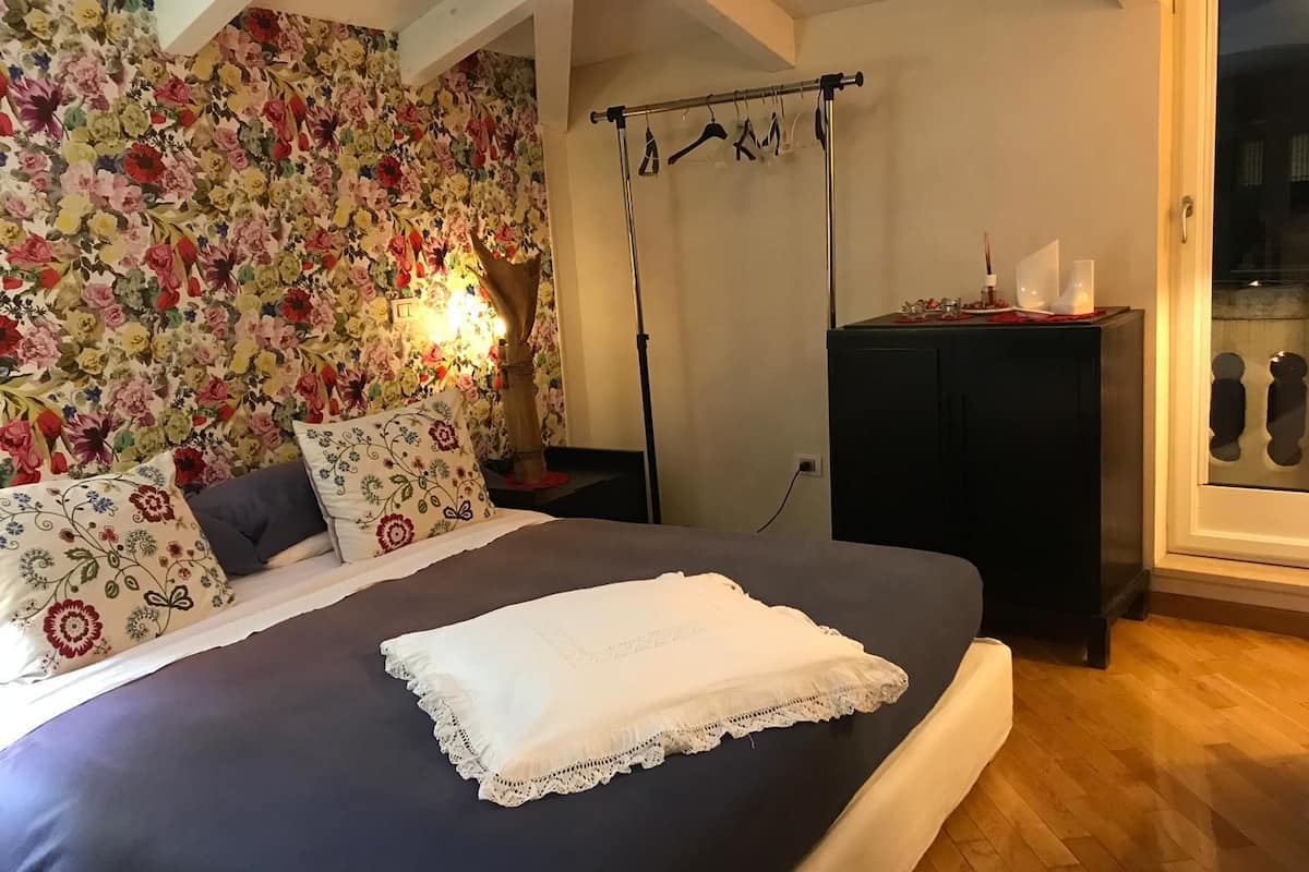 Appartement, 1 slaapkamer, balkon | Een kluis op de kamer, individueel gemeubileerd