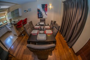 Dining - The Courtyard at Vanga (Nairobi)