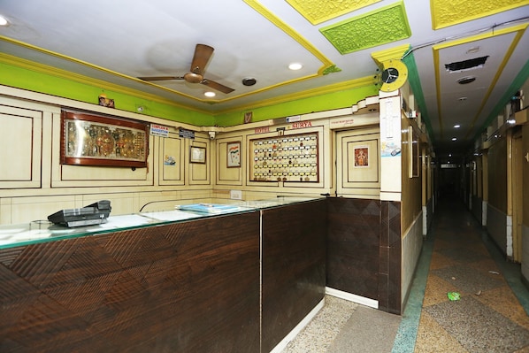 Reception - SPOT ON 40303 Hotel Surya (Rourkela)