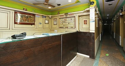 SPOT ON 40303 Hotel Surya