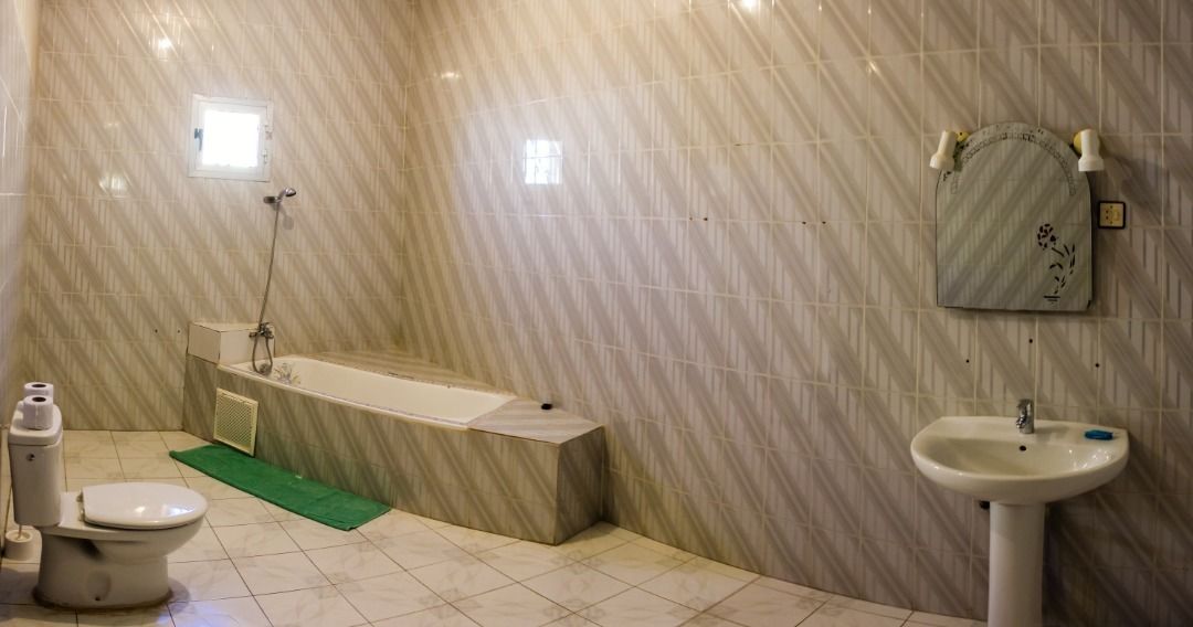Senior Double Room | Bathroom