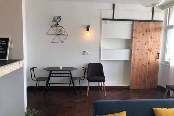 Standard Apartment | Living room