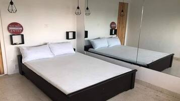 Standard Apartment | 1 bedroom, desk, iron/ironing board, free WiFi