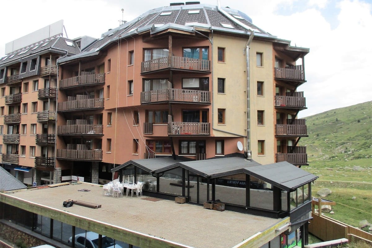 Apartment, Accessible (Griz411) | Resort view