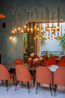 Breakfast, lunch and dinner served