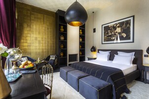 Premium Suite | Egyptian cotton sheets, premium bedding, down comforters, pillowtop beds