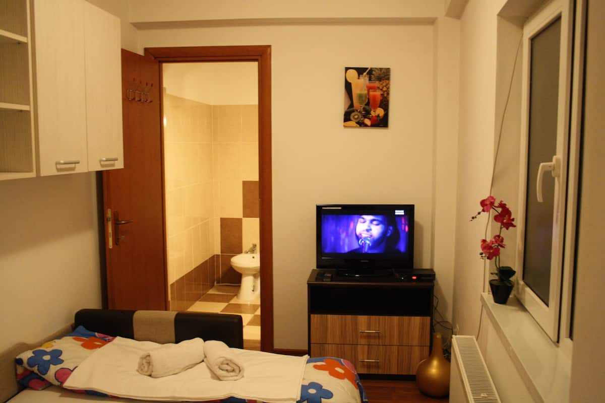 In-room safe, blackout curtains, soundproofing, free WiFi