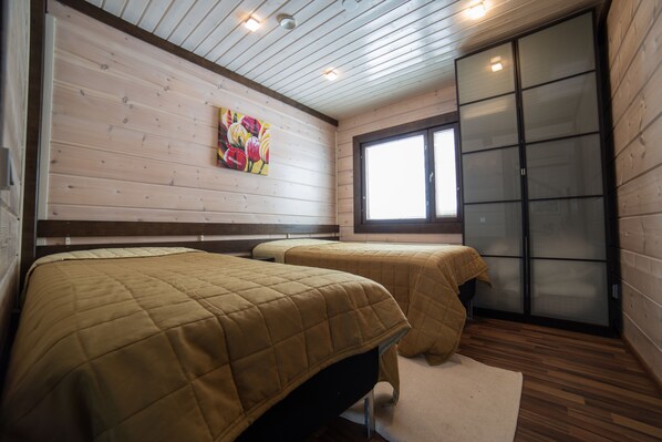 Duplex Cottage | Iron/ironing board, cribs (free), WiFi (free) - Leviholidays Bellavilla A & B (Kittila)