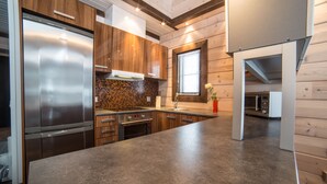 Duplex Cottage | Iron/ironing board, cribs (free), WiFi (free)