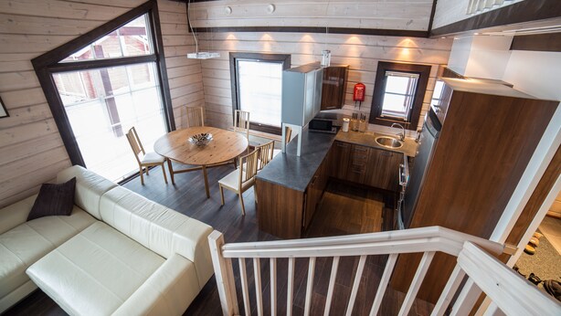 Duplex Cottage | Iron/ironing board, cribs (free), WiFi (free)