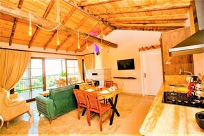 Villa, 2 chambres | Restauration dans la chambre