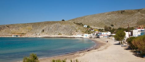 Apartment with Sea View | Vue de la chambre