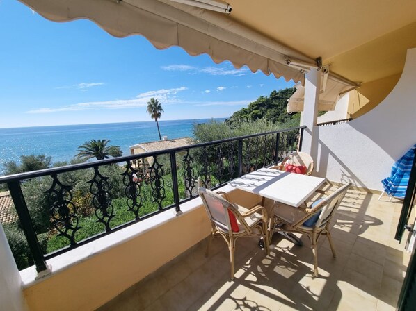 Appartement, 1 chambre, vue sur la mer | Vue du balcon