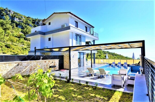 Outdoor pool - Villa Zeta (Kas)