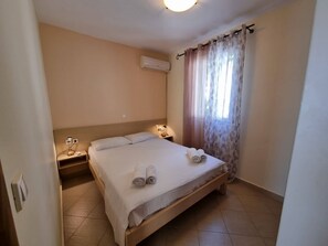 Apartment, 1 Bedroom | Free WiFi, bed sheets