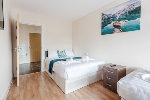 Croxley Business Park Rooms