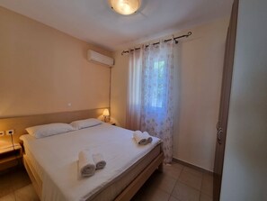 1 bedroom, cots/infant beds, free WiFi - Corfu Island Apartment 23 (Corfu)