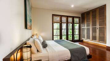 2 chambres, coffres-forts dans les chambres, bureau, Wi-Fi