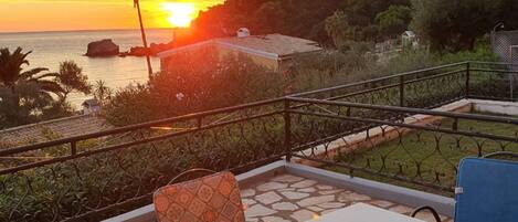 Huoneisto | Terassi/patio