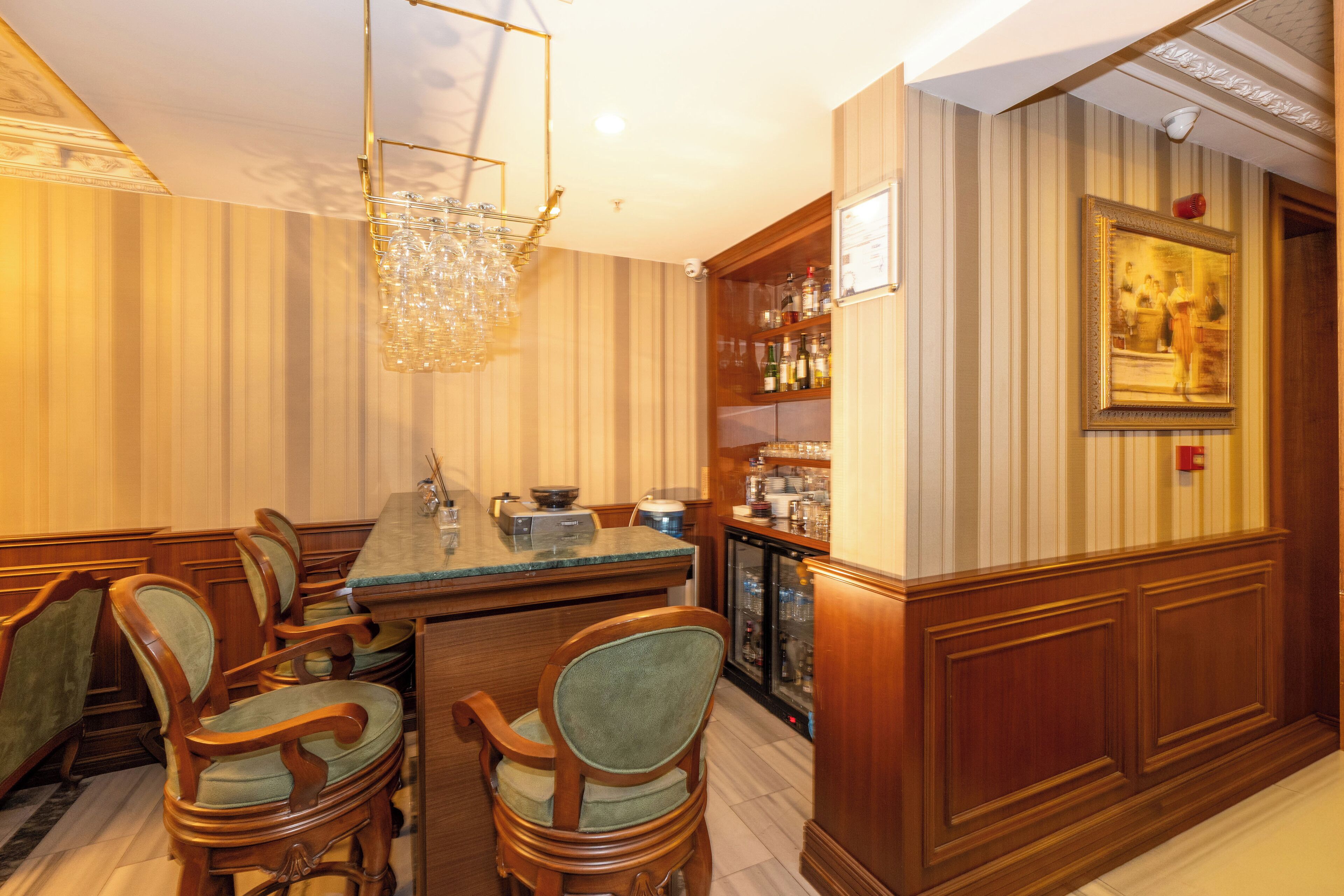 Photo - Meserret Palace Hotel