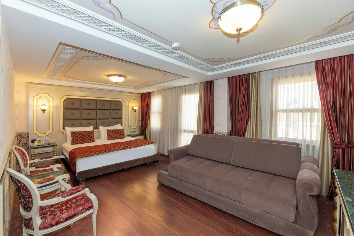 Deluxe Double Room with Terrace | Sengetøy i egyptisk bomull, sengetøy av topp kvalitet og dundyner