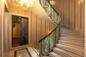 Staircase - Meserret Palace Hotel (Istanbul)