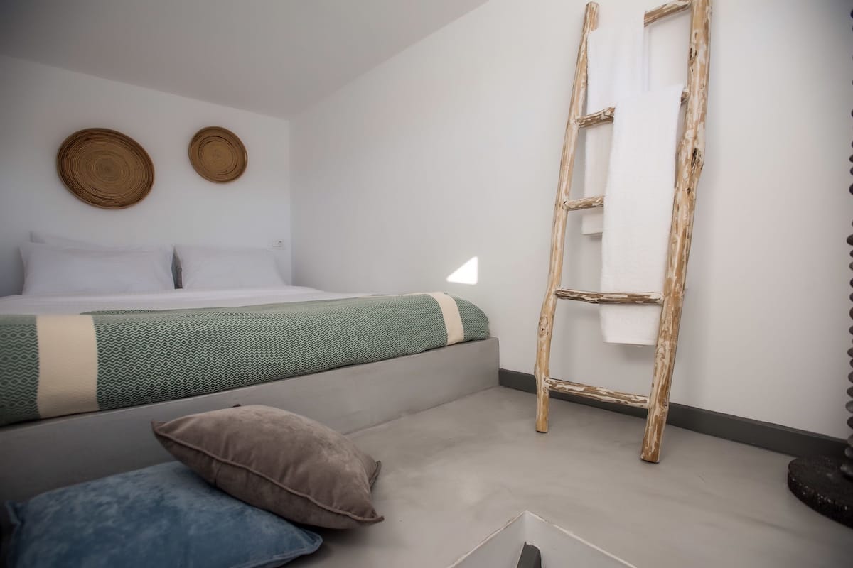 Duplex, 2 Bedrooms, Kitchenette
