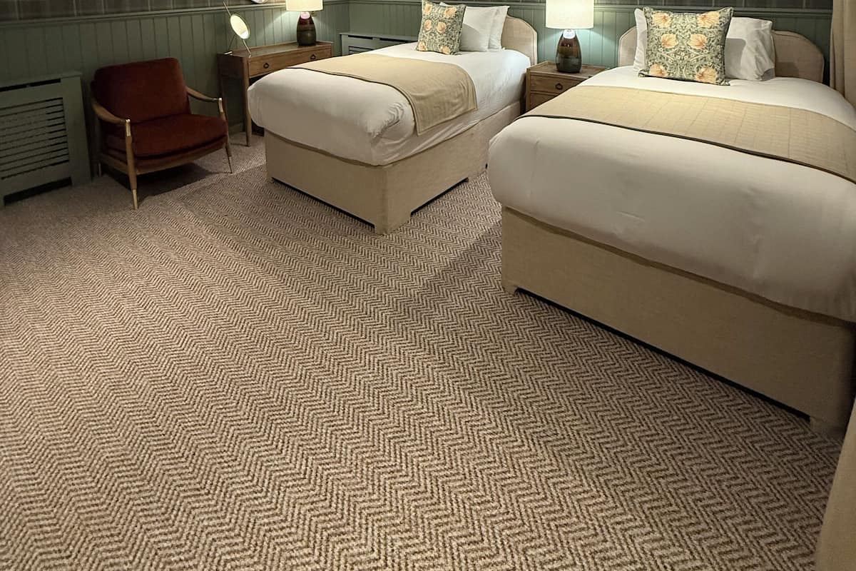 Twin kamer (15) | Lakens van Egyptisch katoen, luxe beddengoed, individueel gedecoreerd