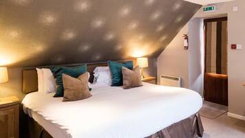 Tweepersoonskamer (14) | 1 slaapkamer, lakens van Egyptisch katoen, luxe beddengoed