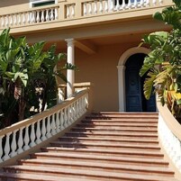 Entrada de la propiedad