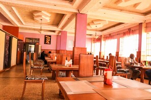 Breakfast, lunch and dinner served - Sakawa Towers County Hotel (Kisii)