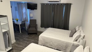 Superior Double Room, Non Smoking, Kitchenette - Hotel Ponce de Leon (Coral Gables)