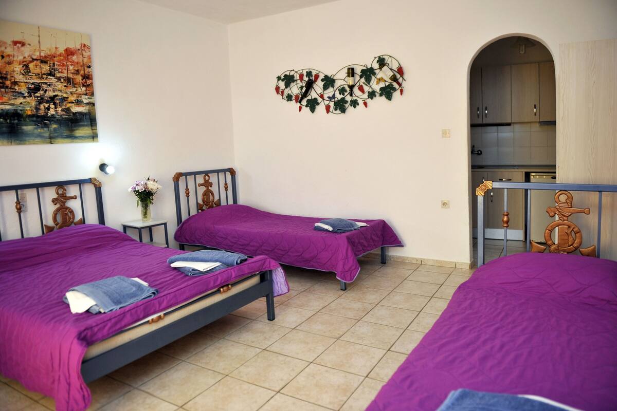 Studio, Sea View (4 Adults) | Hypo-allergenic bedding available, in-room safe, soundproofing