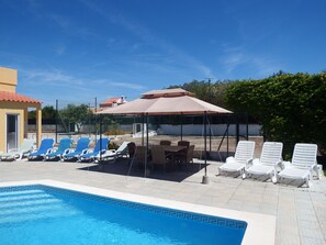 Piscina externa, piscina aquecida