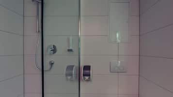 Ducha del cuarto de baño