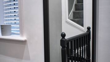 Rumah Mewah | Didekorasi berbeda-beda dan dilengkapi dengan perabotan berbeda-beda