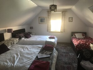 1 chambre, bureau, Wi-Fi gratuit, draps fournis