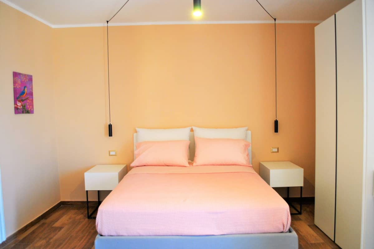 Chambre Triple Premium, balcon | Literie hypoallergénique, couette en duvet d'oie