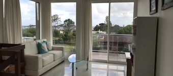 Casa amoblada con vista al mar