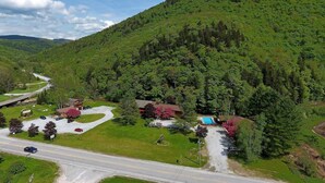 Unclassified image, 4 of 33, button - Deluxe 1 bedroom Queen Suite  heated pool 203 (Killington)